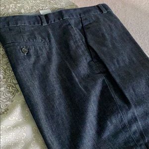 Practically brand new! Cropped denim pant.